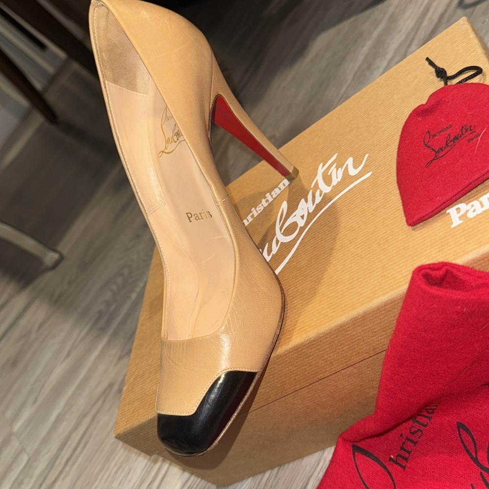 Christian Louboutin Lady grant 100 patient chic
